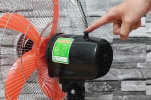 Cach-sua-chua-quat-dien-khong-quay