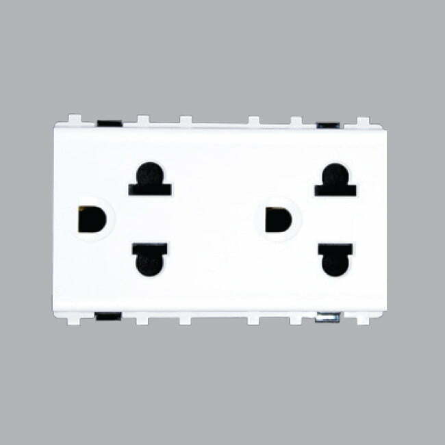 2mpe-a7ues2 Ổ cắm đôi 3 chấu MPE A7UES2