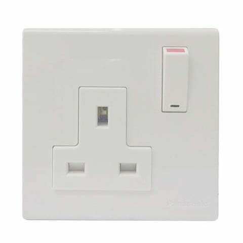 2pan-web1111swk Bộ ổ cắm tiêu chuẩn BS 13A màu trắng Panasonic WEB1111SWK