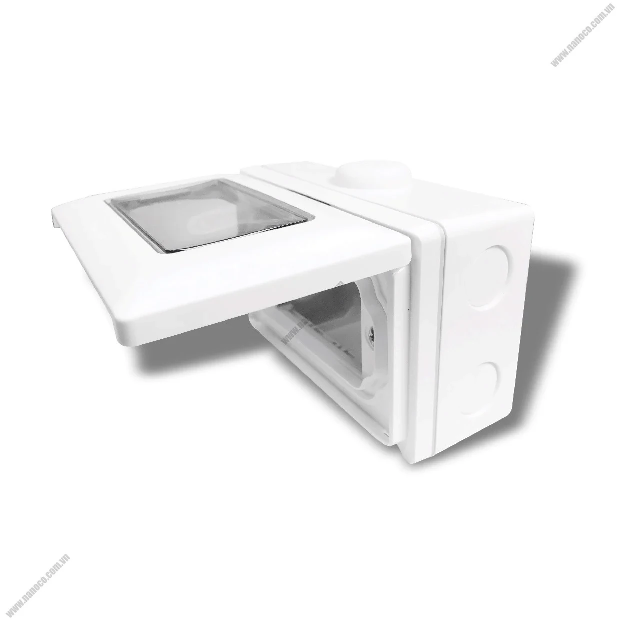 2pan-weg8973sw-vn Hộp che mưa lắp nổi IP55 cho 3 thiết bị màu trắng Panasonic WEG8973SW-VN