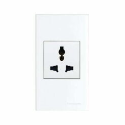 Bộ ổ cắm đa năng chuẩn A 13A màu trắng Panasonic WEGP1041SW-1