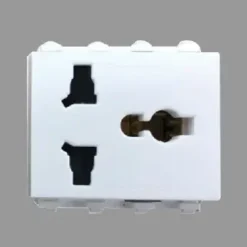 Ổ cắm đa năng có màn che 250VAC - 16A màu trắng Panasonic WEV1171SW-VN