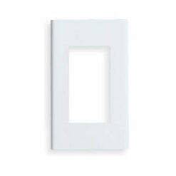 Mặt Wide 3 thiết bị màu trắng Panasonic WEV68030SW