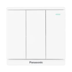 Bộ 3 công tắc Moderva 1 chiều bắt vít có dạ quang màu trắng Panasonic WMF515-1VN