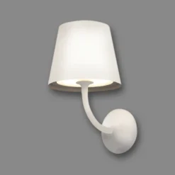 Đèn LED gắn tường ngoài trời màu trắng 7W sáng vàng Nanoco NBL1791