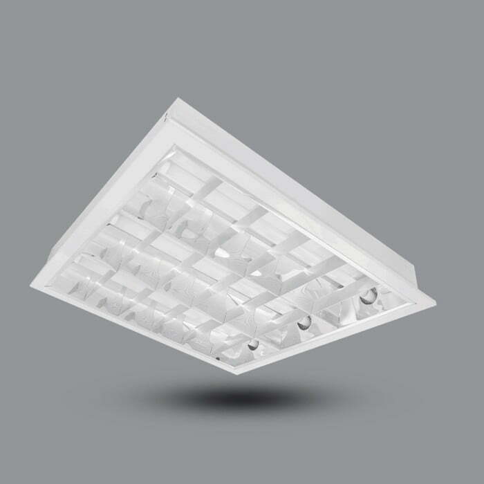 3par-prff318l30-1 Đèn tán quang âm trần 0.6m bóng LED 3x10W sáng vàng Paragon PRFF318L30/30