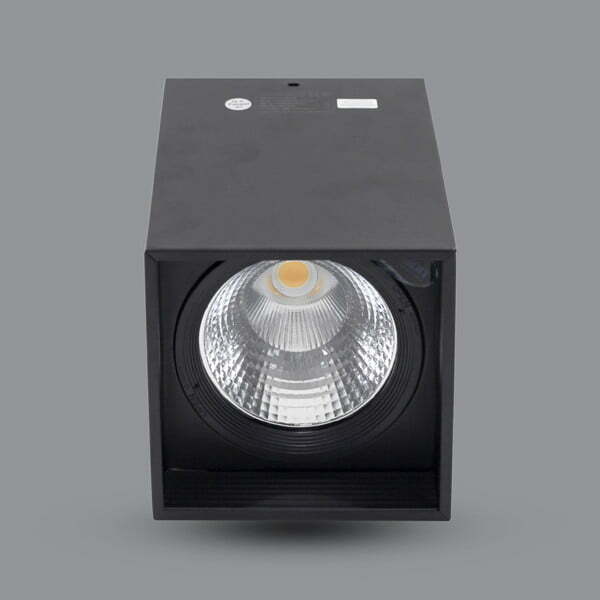 3par-psdll136l10-b-5 Đèn LED Downlight gắn nổi màu đen 25W sáng trung tính Paragon PSDLL182L25-B/42