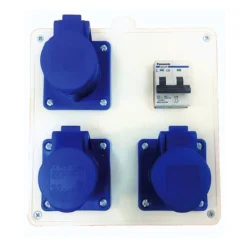 Hộp phân phối 3 ổ cắm 3P 16A PCE + 1 MCB 2P 32A Panasonic NDB313-232