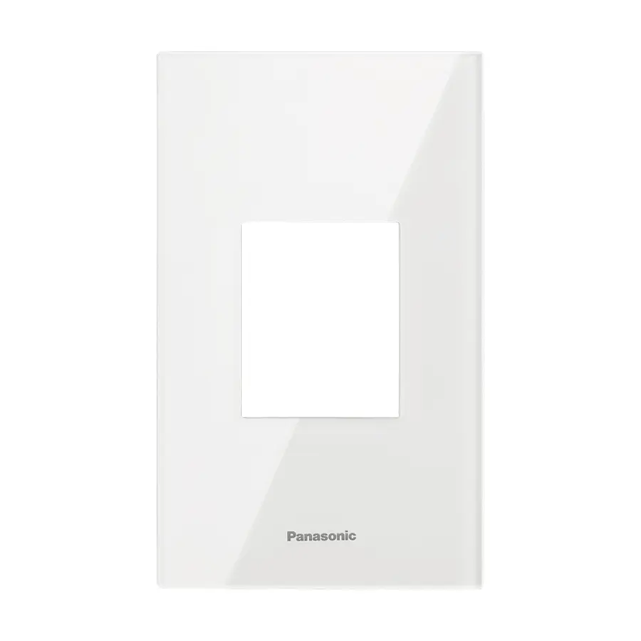 wegh68029cw-vn Mặt Halumie Acrylic ổ đơn 3 chấu màu trắng Panasonic WEGH68029CW-VN