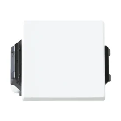 Công tắc 2 chiều loại trung 16A bắt vít màu trắng Panasonic WEVH5522-7